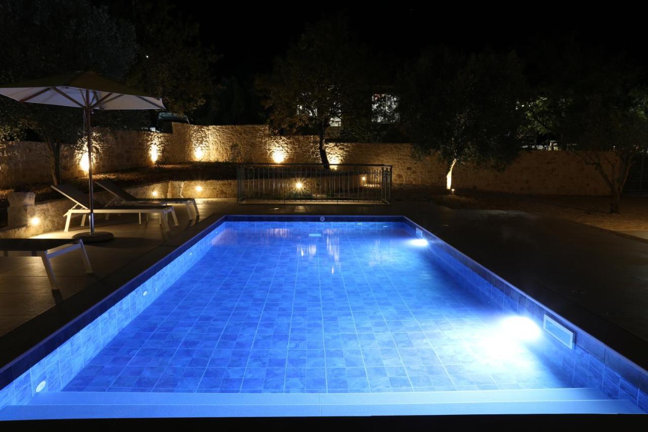 Unity Villa Andipáta Екстериор снимка